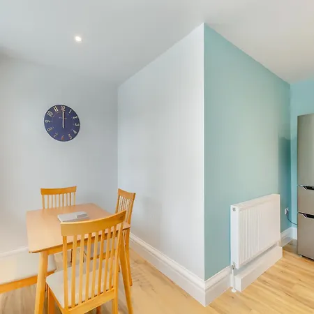 Arnside Apartment *