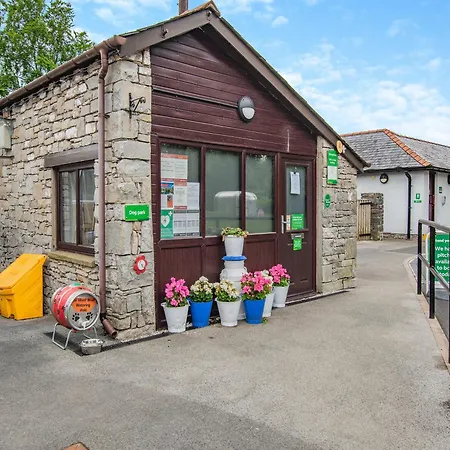 Semesterbostad Arnside Lindale